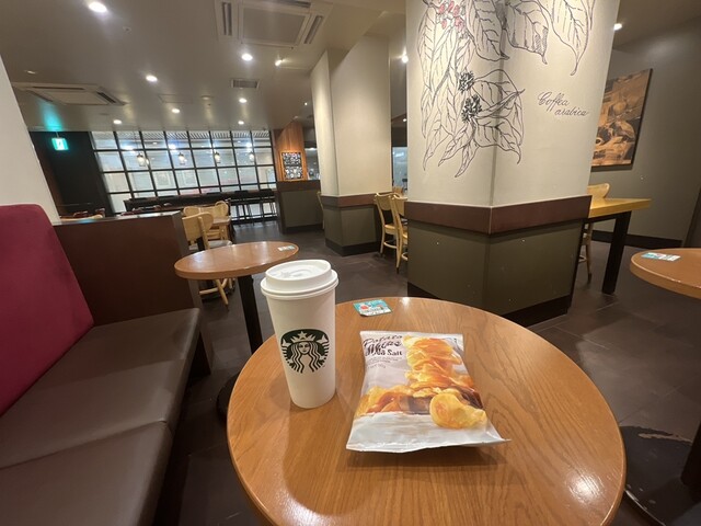 STARBUCKS COFFEE Nanba Walk Ten photo 3
