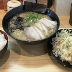 ラーメン猫猫 - 