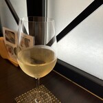 割烹蒲焼 横浜八十八 - ハウスワイン白