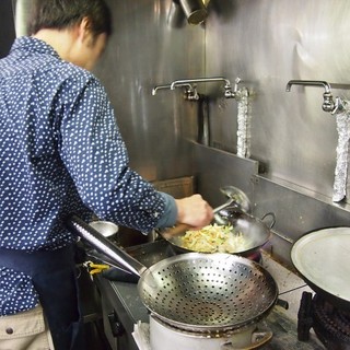 有30年經驗的老廚師制作的絕品中華料理!
