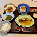 津軽の宿　弘前屋 - 地の物をあしらった元気が出る日本の朝ご飯です