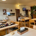 津軽の宿　弘前屋 - 朝食はロビー脇にあるラウンジでいただきます