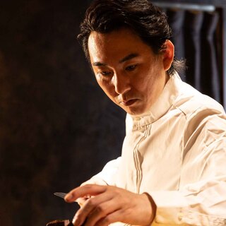 "Head Chef & SSI Certified Sake Sommelier Kōta Ono Profile"