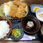 とんかつ専門店 かつ一 - ロースと白身フライのさっぱりおろしポン酢