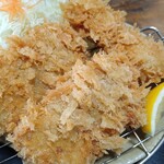 とんかつ専門店 かつ一 - ロースと白身フライのさっぱりおろしポン酢