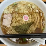 らーめんどんぐり - 澱もなく、綺麗なスープ。
