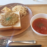トーコーキッチン - カレーパン　キッシュ、サラダ　スープ