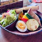クロスロード - 季節のカレー　夏のトマトカレー　季節の野菜がいっぱい！