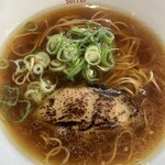 醤油そば 琥珀 - 料理写真: