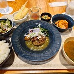 emCAMPUS FOOD - みんなのお子さまランチ