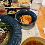 emCAMPUS FOOD - トマトの冷製ナポリタン