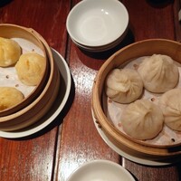 膳處漢ぽっちり - 蟹肉ショウロンポウ　豚肉ショウロンポウ