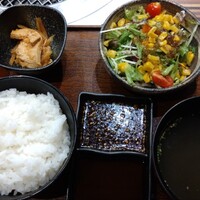 近江牛専門店 万葉 まえだ亭 - 