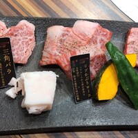 近江牛専門店 万葉 まえだ亭 - 