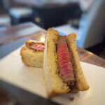 SATOブリアン さんごう - ブリカツサンド