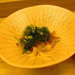 鮨処 凜 - 大将おまかせ　１５０００円（税込）　一品料理-２　海ぶどうとズワイガニ【２０２４年７月】