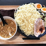 スカ醬本舗 - つけ麺オリジナル（900円）＋麺増盛（100円）＋煮玉子（平飼い有精卵）（150円）