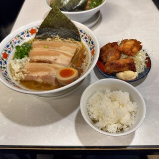 口コミ一覧 : 中華そば スエヒロ軒 加古川店 - 別府/ラーメン