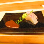 鮨処 凜 - 大将おまかせ　１５０００円（税込）　握り-５　愛媛産真鯛・醤油麹ソースで【２０２４年７月】