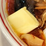 蒙古タンメン中本 - トッピングバター