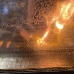 柳小路 TAKA - 牛肉のタタキは注文してから焼き焼き♪ファイヤー！！