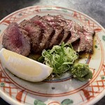 柳小路 TAKA - 牛肉のタタキ•••出来たて♡