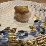 祇園 にし - 帆立と雲丹のにぎり