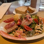 Trattoria Da KENZO - 豪華な前菜盛り合わせ