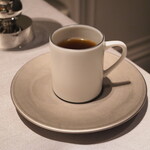 ASAHINA Gastronome - あか牛＆ヨークシャープディング　ローストしスライス、その頬肉のブレゼにフォアグラを乗せヨークシャープディングを添えて　コクのある赤ワインソース