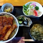 かめや食堂 - ソースカツ丼上ロース 1200円