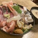 三明寿司 - デラックス丼