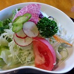 かめや食堂 - 手の込んだサラダ