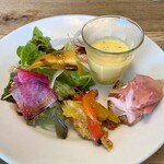 リトルネスト - サラダ仕立ての前菜