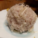 花善 - 花善シュウマイ（切り分ける前）