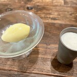 aru - 12. 鈴木さんの木熟メロン、三浦さんのブルーベリー