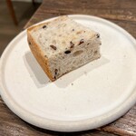 aru - ブーランジュリーヨシオカ（愛知県豊川市）の十六穀ブレッド