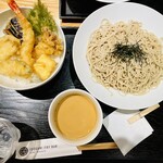 ISOGAMI　FRY　BAR - 天丼+ざる蕎麦大盛り（+150円）、つゆは豆乳