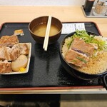 もつ煮込み みつ子 - 