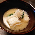 土家 - 味噌仕立ての蕎麦がきは、鱧と蓮根餅、モロヘイヤや茗荷をそえて