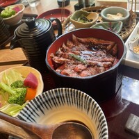 和牛焼肉 徳 - 
