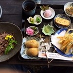 工房わらべ - 日替り稲荷の定食￥1000