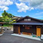 七里田温泉館 - 到着～　　鍵で開けて入るシステム