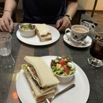 カフェＢ・Ｃ - 