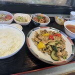 中国料理 頤和園 - 豚肉のバジル炒め