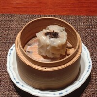 中華割烹 わらじん - 豚肉と海老とトリュフの焼売