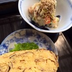 工房わらべ - 里芋の白和え風と厚焼き玉子。