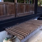 工房わらべ - 縁側の様子。