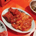 ちょっと安めなホルモン 焼肉ここから 大阪十三本店 - 