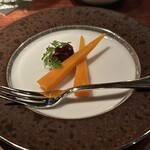 バー・バーンズ - チャーム