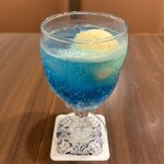 喫茶トリコロール 高島屋大宮店 - クリームソーダです。（2024年7月）